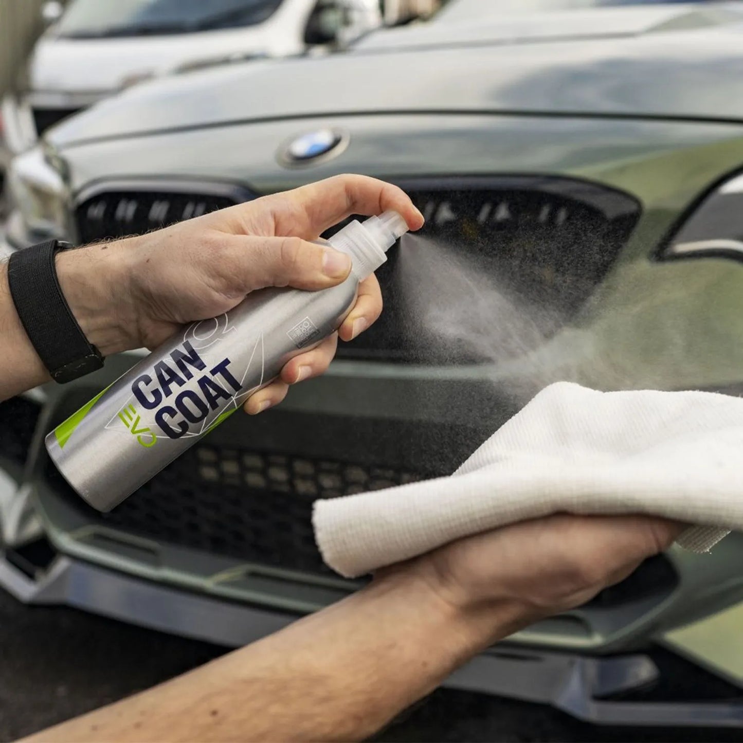 Gyeon Recubrimiento Cerámico Q² CanCoat EVO en Spray – Protección y Brillo Extremo 200 ml